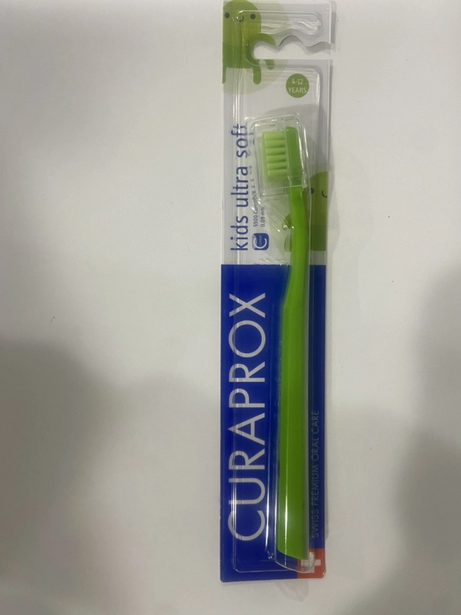 Curaprox CS 5500 Ultra Soft Четка за зъби за деца 4-12 години